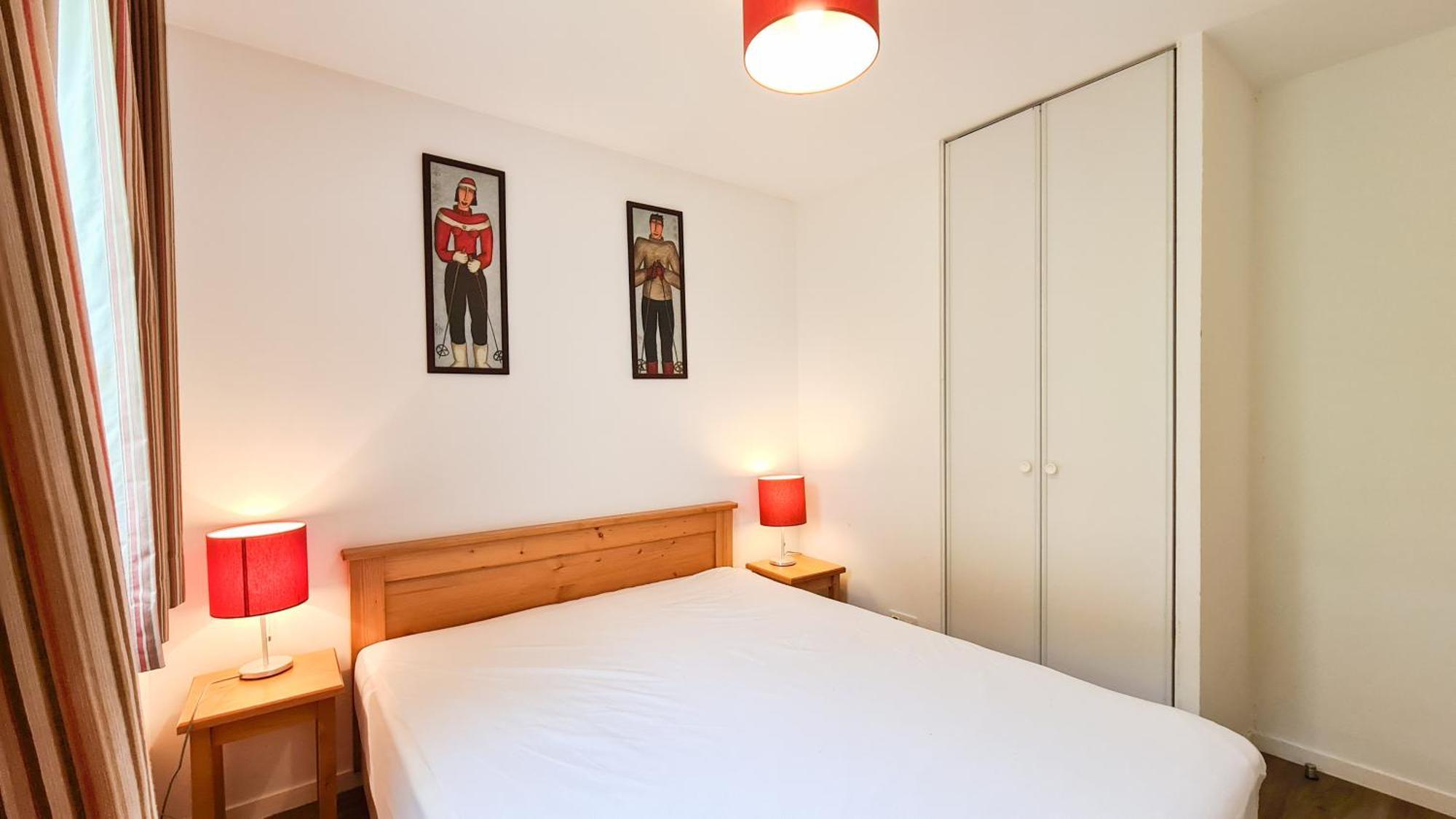 Residence Les Pleiades Флен Екстериор снимка